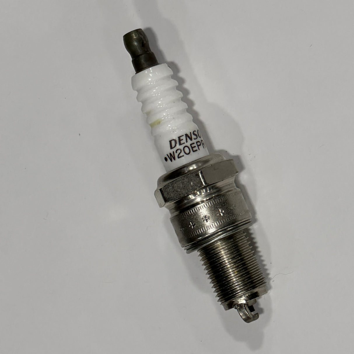 Genuine Honda Spark Plug Denso W20EP-U GX120 GX160 GX200 GX240 GX270 GX340 Take